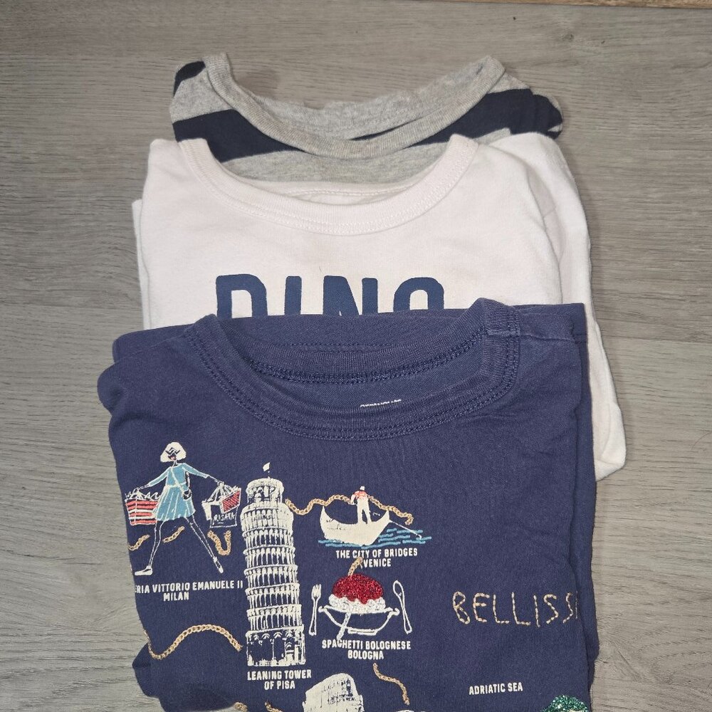 3 (2t) T-Shirts